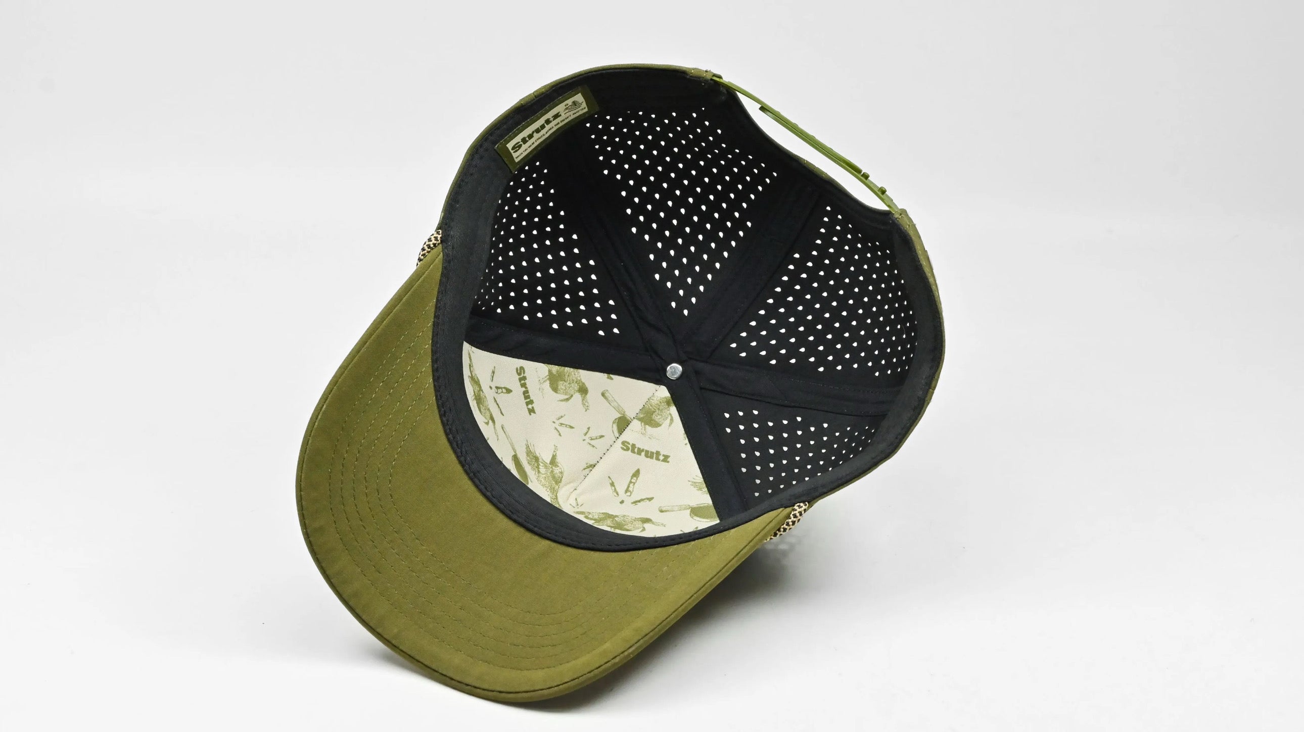 Flying Tom Hat